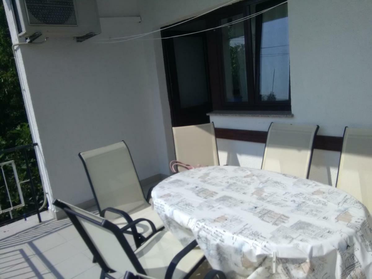 Apartment Bella Marija Senj  Luaran gambar